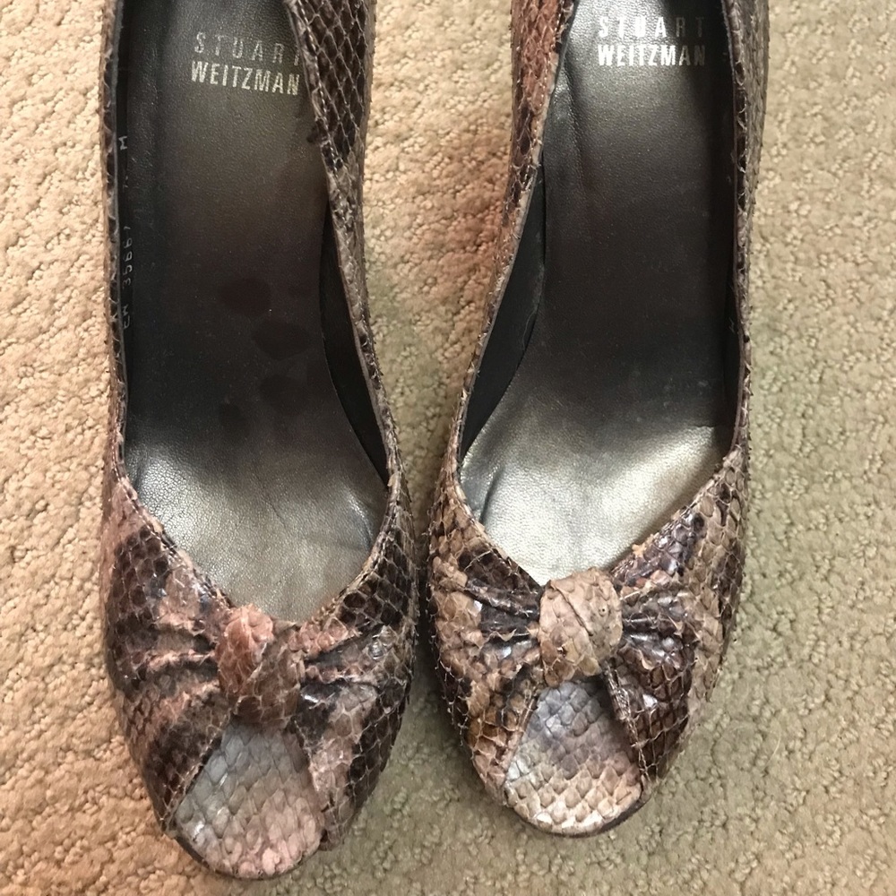 Stuart weitzman brown snakeskin peep toes